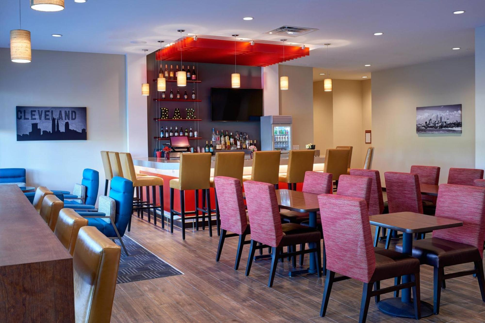 Towneplace Suites By Marriott Cleveland Solon Экстерьер фото